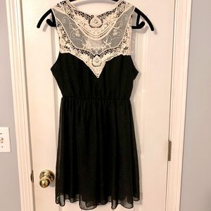 Love ❤️ Love Open Back Lace Dress